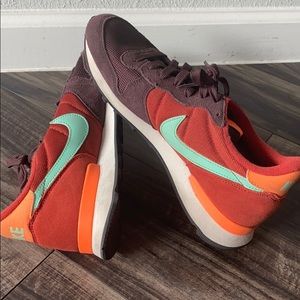 Nike internationalist women’s 9